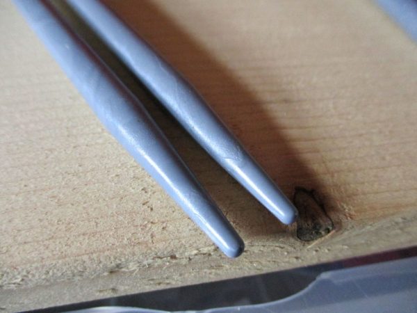 Grey Plastic 8mm x 25cm - Knitting Needles - Unbranded & Loose - Image 4