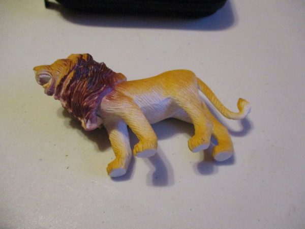 Small Lion Wildlife Figure Toy - Sturdy Plastic - Image 2