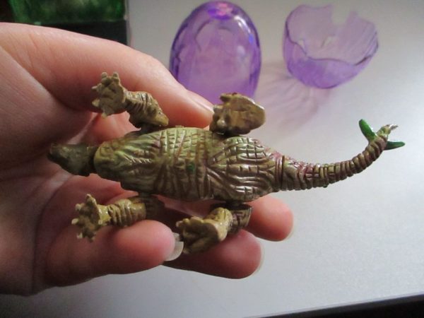 Stegosaurus Dinosaur Construction Toy in "Cracked Egg" Case - Image 8