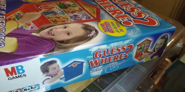 Guess Where? Where Is Everybody? Board Game- MB Games - 2005 - 100% Complete VGC - Image 3