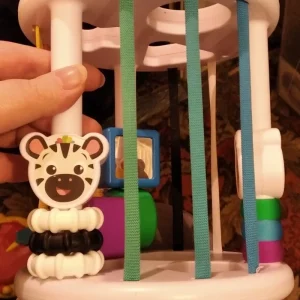 Kids2Inc shape sorter Fun Toy. Only 1 Cube. Still Lots Of Fun. Beads Attached