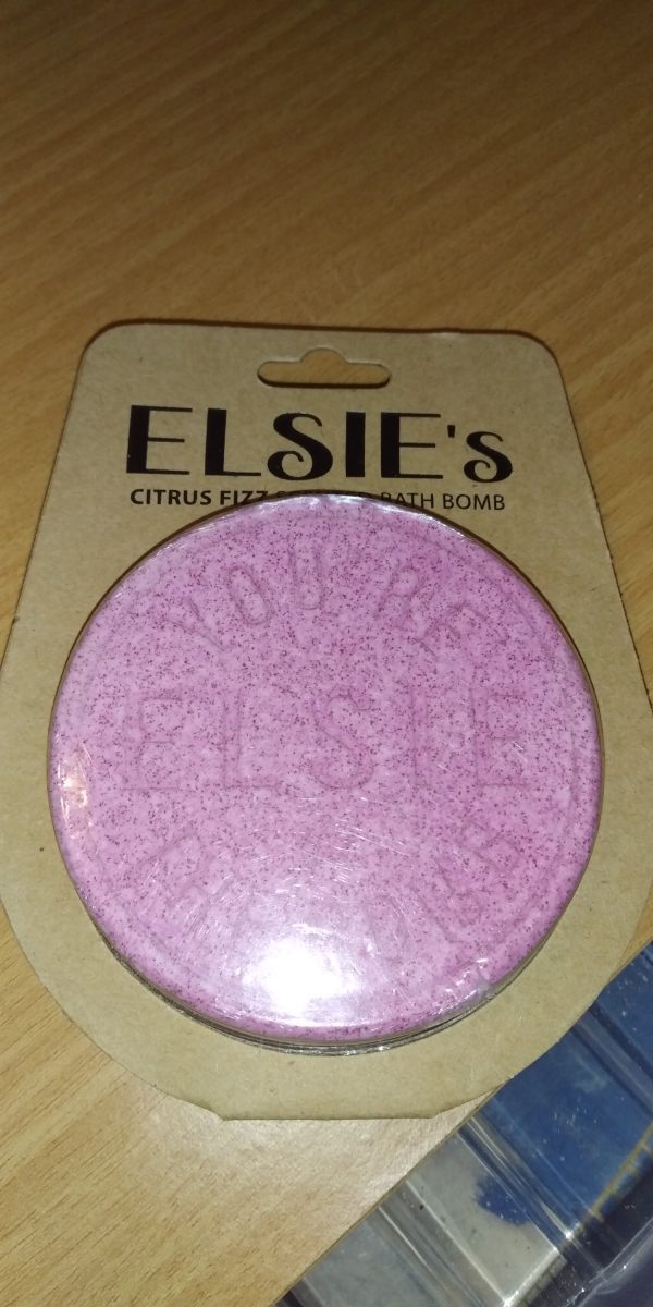 Elsie's Citrus Fizz Bath Bomb - History and Heraldry Ltd