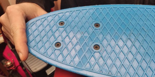 Slender Blue Plastic Kick Board Skateboard 22.5" X 6" - Image 7