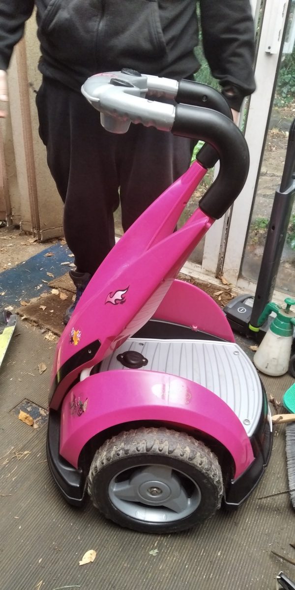 FEBER DAREWAY 12v Ride on Kids Pink Segway Used Working Complete With Charger