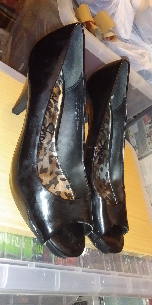Ladies black peep toe high heel shoes size 6.5  Love your Shoes By George - Image 8