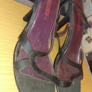 Woman’s Black Heels Sandals Size 6