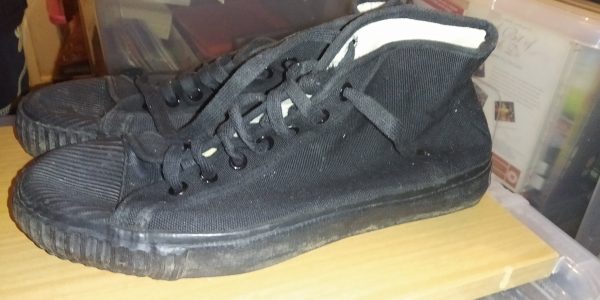 Rucanor Black Sports Size 40 Shoes With Studs Cleats Rugby Football? - Image 3