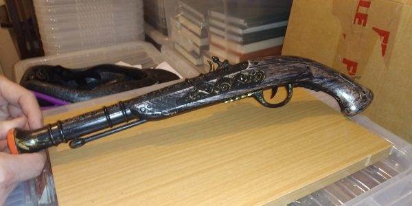 Plastic Fake Fancy Dress Pirate Flintlock Pistol Toy - Image 3