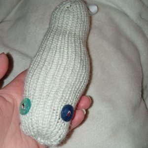 Luthia the Light Grey Glittery Long Grub