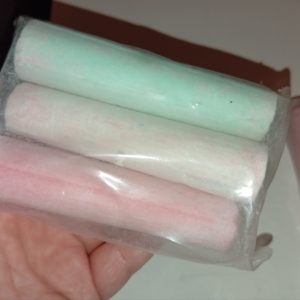 3 Piece Chunky Chalks Set - Green White Pink (ES)